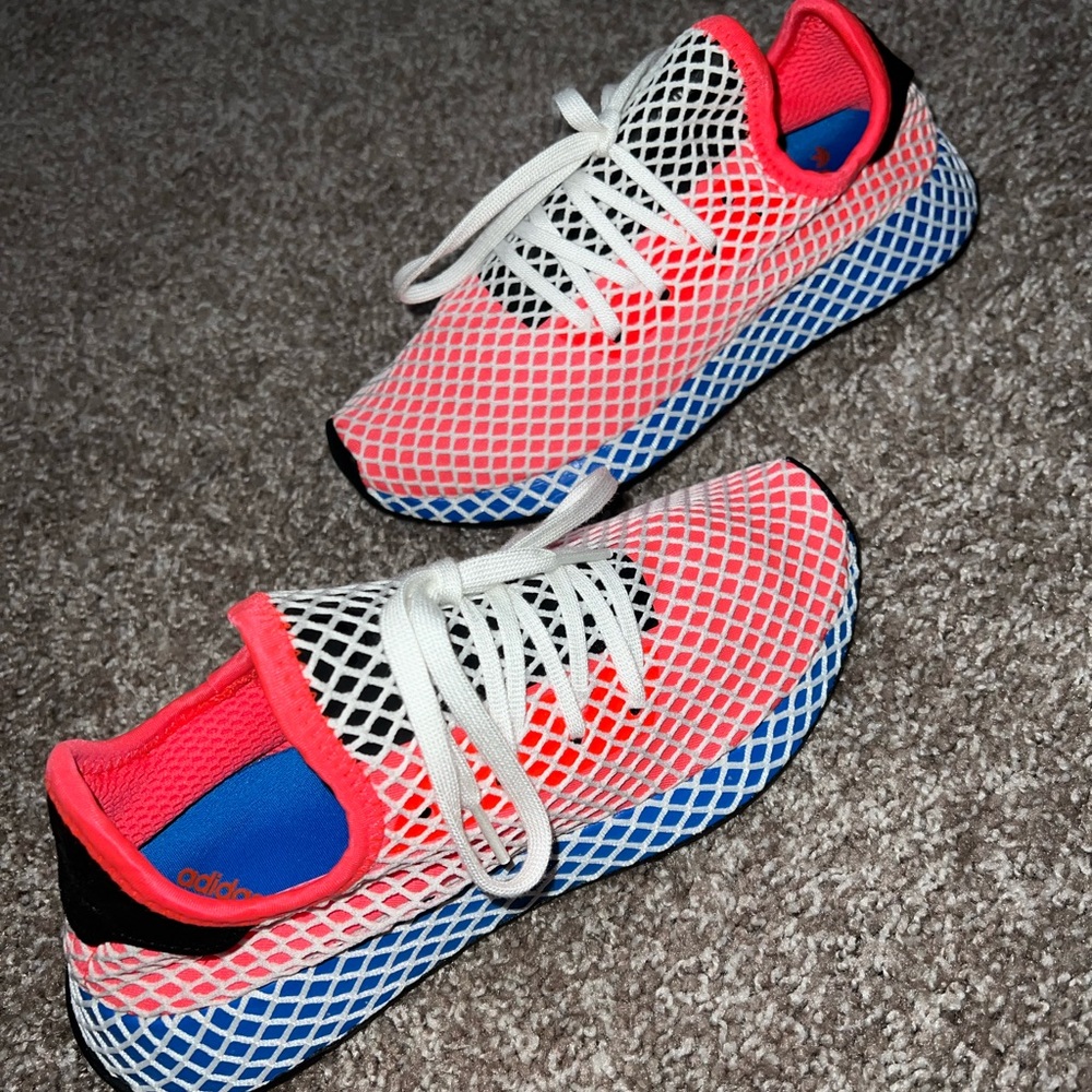 Adidas Tennis Shoes
